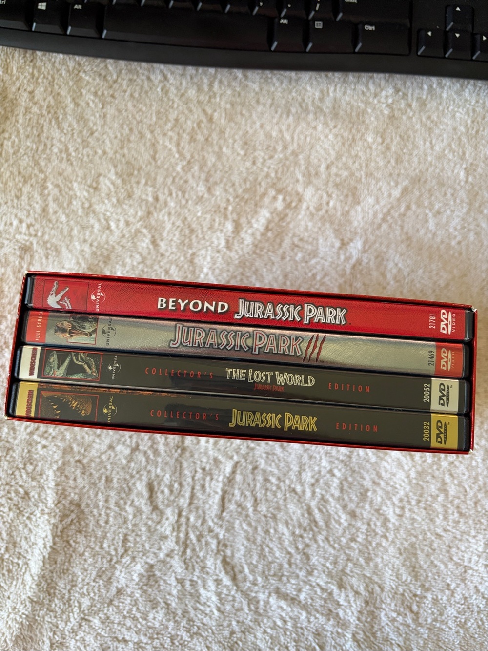 Jurassic Park Trilogy 4 DVDs Jurassic Park, the Lost World, Beyond JP, Universal